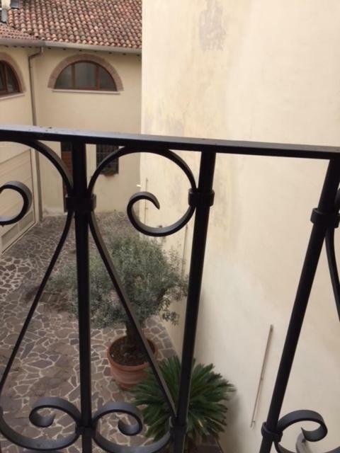 شقة Palazzo Guerrieri Da Fermo مانتوفا المظهر الخارجي الصورة