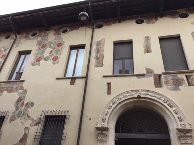 شقة Palazzo Guerrieri Da Fermo مانتوفا المظهر الخارجي الصورة